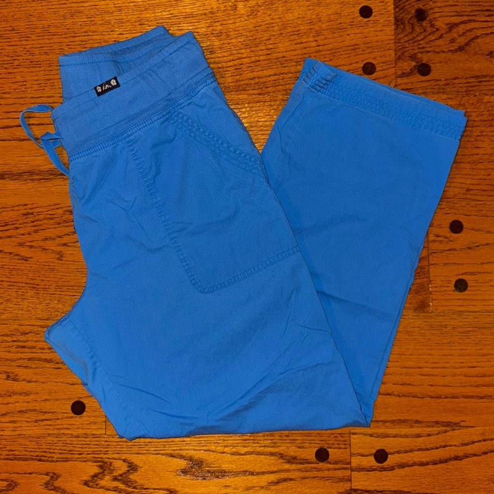 L Koi Comfort blue scrub pant